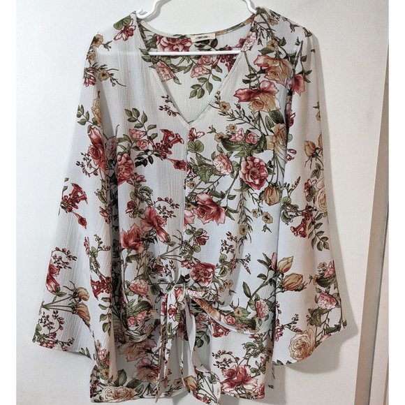 First Love Tops - First Love Floral Blouse Size Medium/Large
